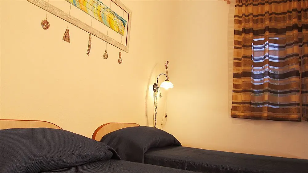 Villa Pape Trogir 0*,